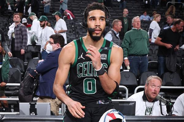 大卫-路易斯：最大遗憾是没和巴黎拿欧冠；恩里克是我的榜样（大卫-路易斯：最遗憾未能随巴黎夺欧冠，恩里克是我榜样）