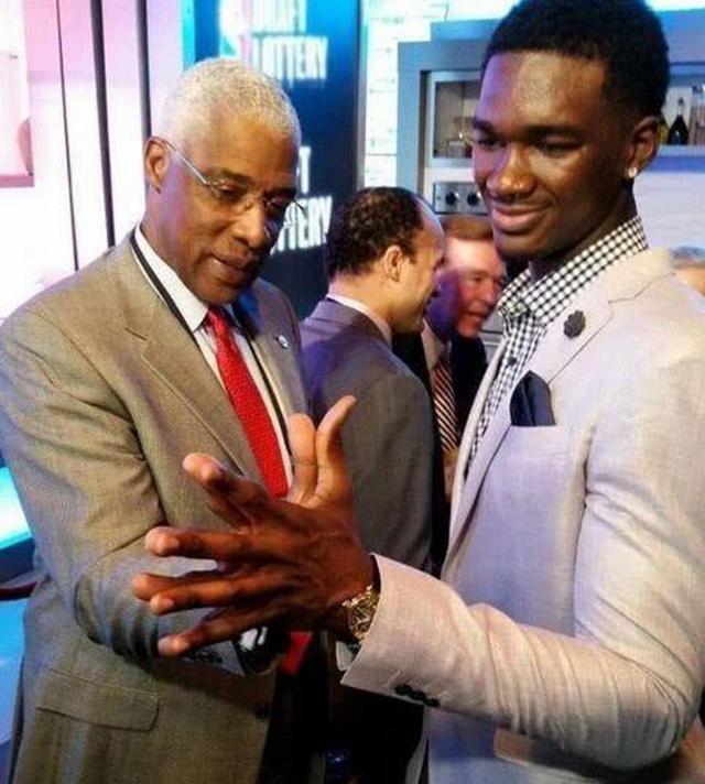 浮嶋敏：我们靠防守取得了成绩，建队方针是基于进入世少赛（浮嶋敏：成绩靠防守，建队围绕世少赛目标）