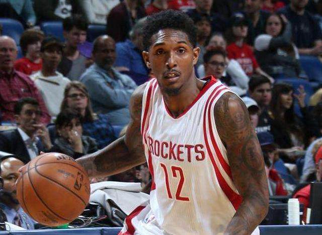 “苏超”带来了什么？泰州队小将武之程：带动了江苏的GDP（“苏超”有何影响？泰州队小将武之程：助推江苏GDP）