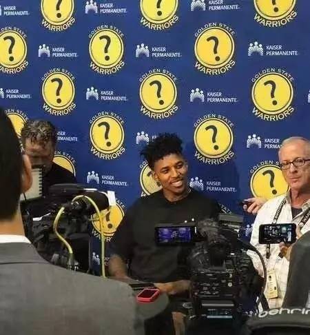 帕柳卡：门将职责是扑救，多纳鲁马、大马丁和裤袜是现役最强（帕柳卡：门将首要任务是扑救，现役最强当属多纳鲁马、大马丁与库尔图瓦）