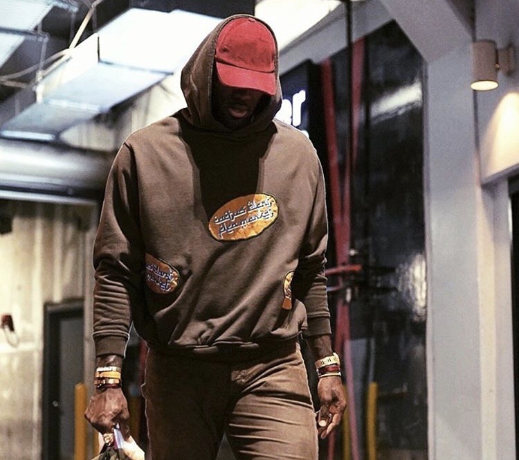 神勇扑点保住胜果，迈尼昂当选米兰vs罗马全场最佳（扑出点球守住胜利，迈尼昂获评米兰战罗马全场最佳）