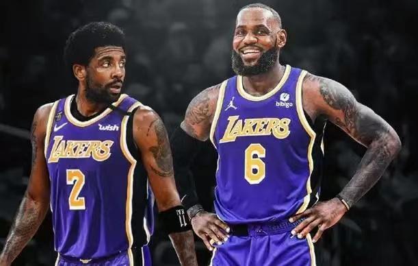 记者：迈阿密国际正在努力留下阿连德，目前双方在谈判（记者：迈阿密国际力争挽留阿连德，双方谈判进行中）