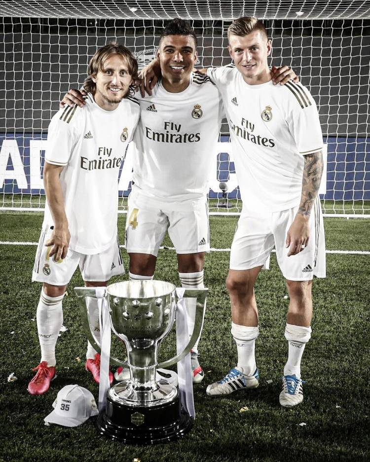 欧冠淘汰赛前瞻：拜仁客战巴黎,（欧冠淘汰赛前瞻：拜仁客场挑战巴黎）