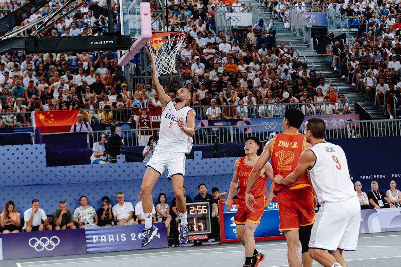 邮报：马竞为加拉格尔标价3500万镑，曼联暂未开启正式谈判（英媒：马竞为加拉格尔要价3500万英镑，曼联尚未开启正式谈判）