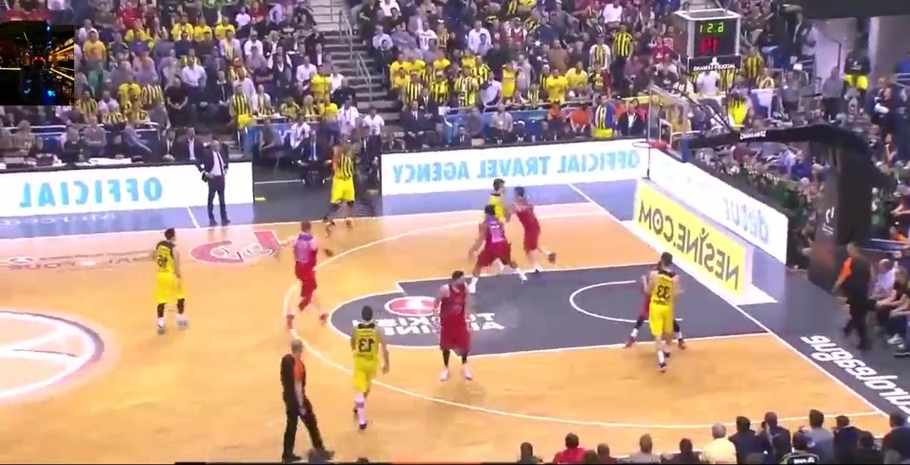 这队的节奏一上来就压不住（这队开场节奏迅猛，难以遏制）