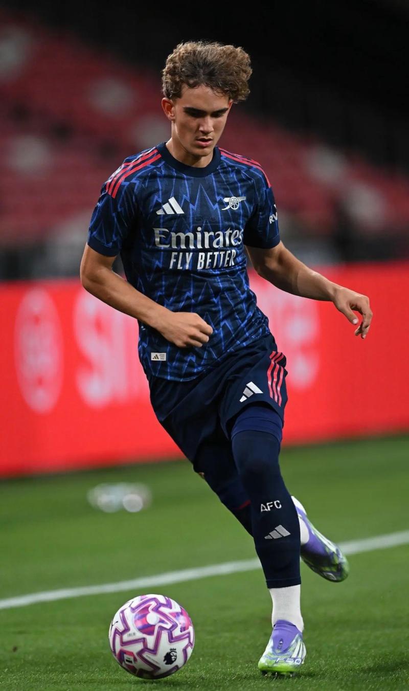 澳女足球员称自己在蒙彼利埃遭遇歧视，蒙彼利埃：毫无证据（澳女足球员指称在蒙彼利埃遭歧视，蒙彼利埃回应：无证据）