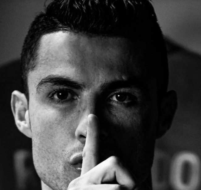 克莱：我希望库里别穿着我的KT11赢独行侠，但他穿就挺棒的了（克莱笑言不想库里穿KT11击败独行侠，但他穿上也很赞）