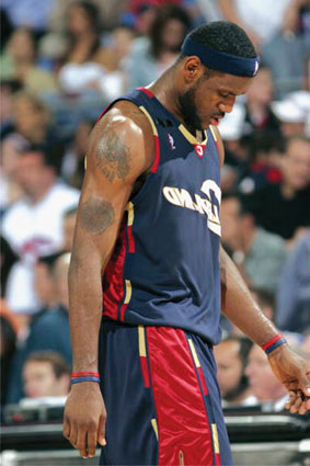 安徽阜阳：阜南县中小学生篮球联赛圆满收官！（安徽阜阳：阜南县中小学生篮球联赛圆满落幕）