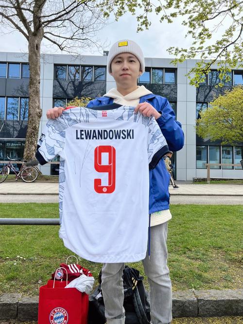 CBA：山东男篮主场大胜宁波（CBA：山东男篮主场轻取宁波队）