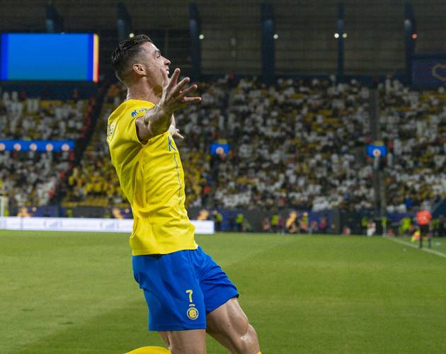 战火中创奇迹！巴勒斯坦力压两大洲冠军头名出线，国足安逸何日醒（战乱中逆袭成奇迹！巴勒斯坦压过两洲冠军夺小组头名，国足安逸几时醒）