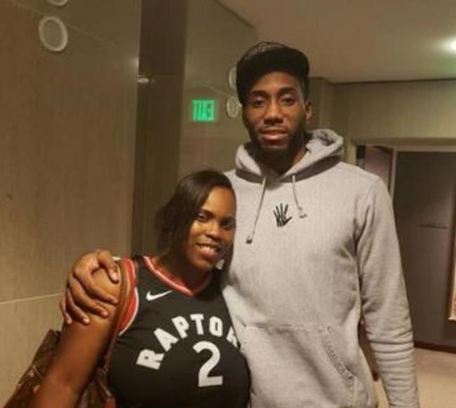 马卡：维尼修斯和皇马续约谈判远未达成，期限与年薪上有分歧（马卡报：皇马与维尼修斯续约受阻，合同期限与年薪尚未谈拢）