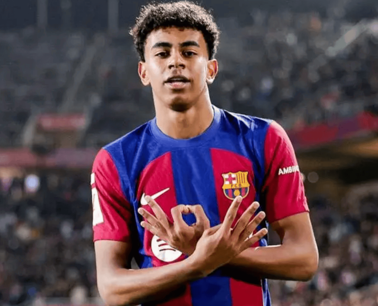 电讯报：斯特林6年前对亚特兰大狂轰4球，现如今已成隐形人（电讯报：曾对亚特兰大上演大四喜的斯特林，如今在队中几乎隐身）