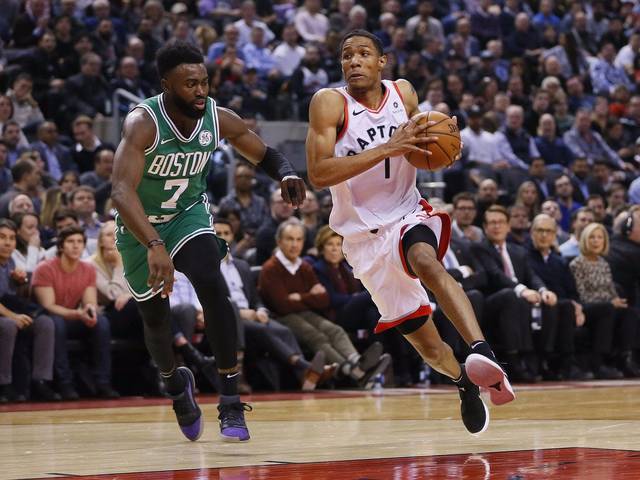 逆天，挪威甲门将点球大战一脚将摆好的球踢走以干扰对方（离谱！挪威甲门将在点球大战中一脚踢走摆好的球干扰对手）