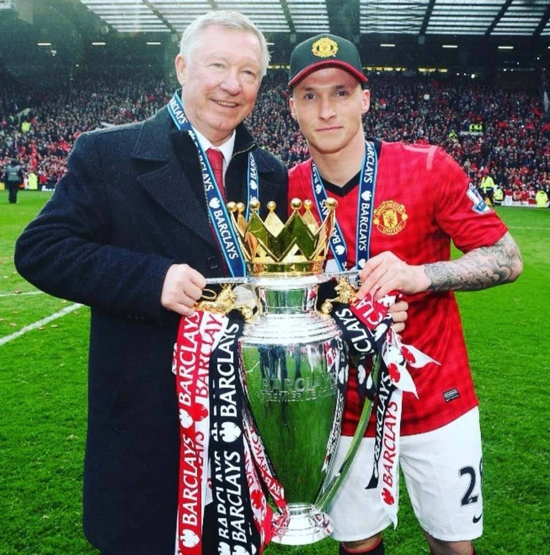 布兰登·米勒自投自补，黄蜂轰11-1领先两位数打停骑士（布兰登·米勒自投自抢，黄蜂一波11-1两位数领先逼停骑士）