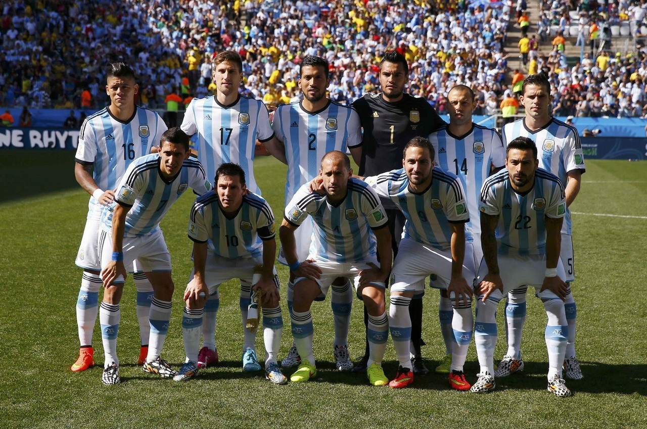 多纳鲁马：我很失望也很愤怒，要向所有意大利球迷说声对不起（多纳鲁马向意大利球迷致歉：我既失望又愤怒）