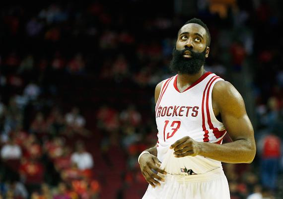 篮协发布声明：严厉打击针对女篮教练员和运动员的AI造谣行为（篮协通告：坚决整治利用AI散播针对女篮教练与球员的不实信息）