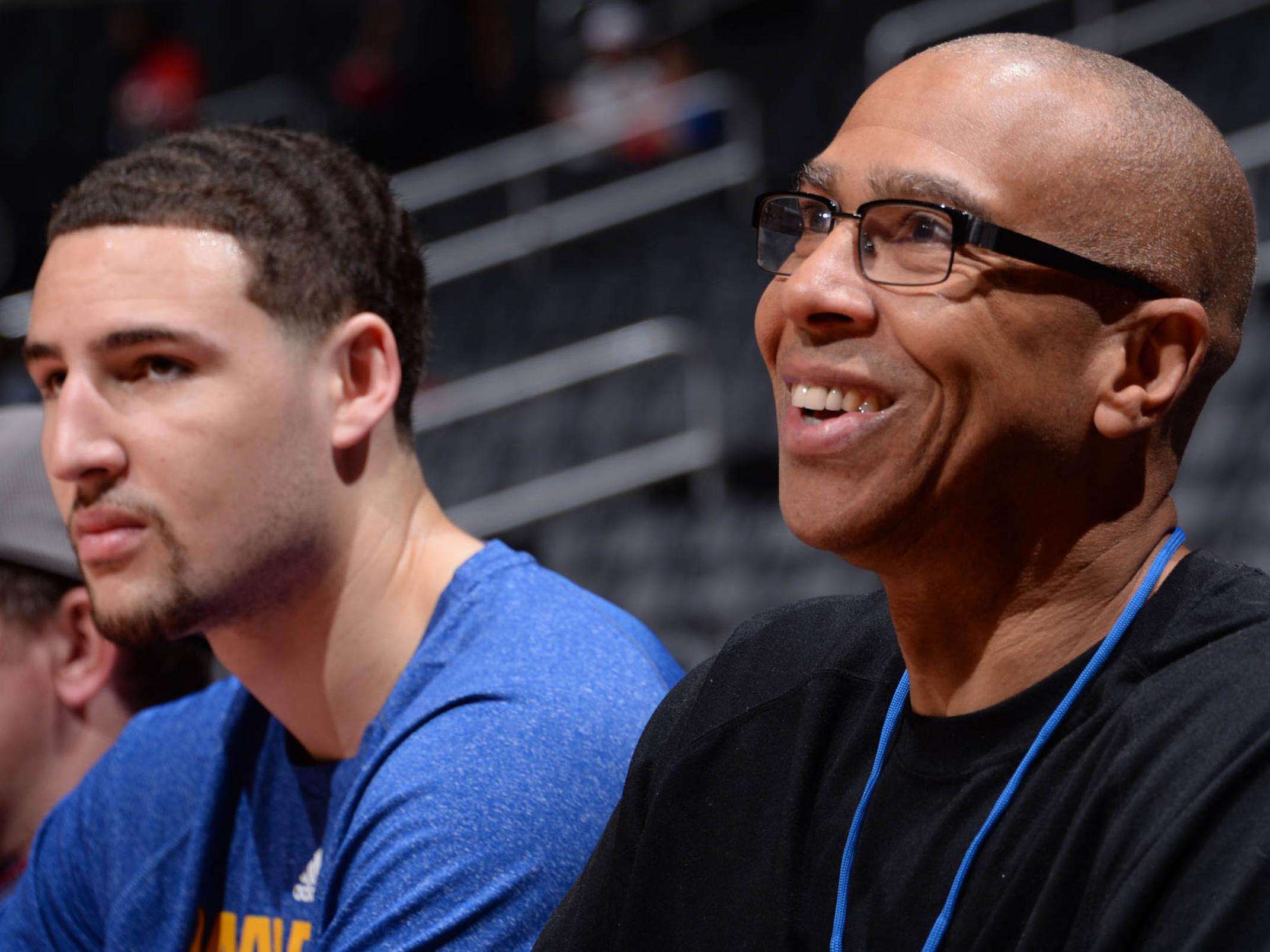 21分钟怒砍0分0板！辽篮天才后卫隐身：郭士强后悔让他进国家队？（21分钟交出0分0板，辽篮天才后卫迷失：郭士强会为国家队征召感到后悔吗？）