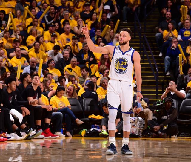 苗原：云南谈完克莱伯、卡约，目前正在安排恩里克、内内离队（苗原：云南已与克莱伯、卡约谈妥，正推进恩里克、内内离队事宜）