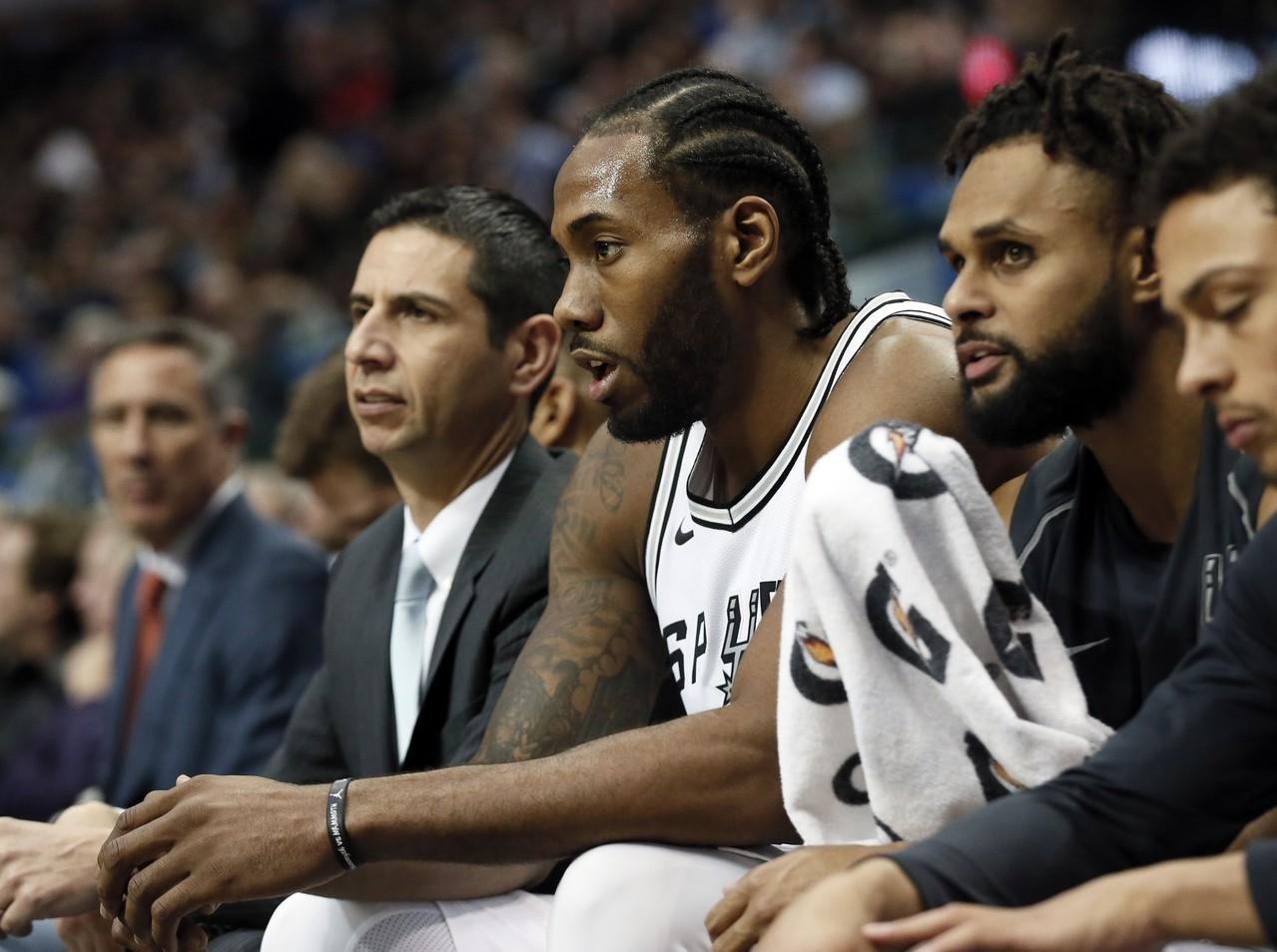 沃尔夫斯堡vs弗赖堡：埃里克森、马耶尔首发，金特尔、霍勒出战（沃尔夫斯堡对阵弗赖堡：埃里克森、马耶尔首发，金特尔、霍勒披挂上阵）